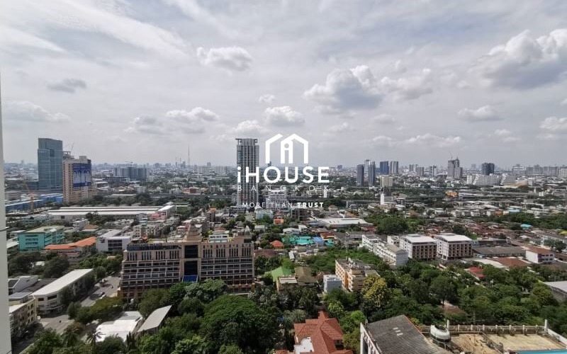 ลุมพินี เพลส พหล-สะพานควาย