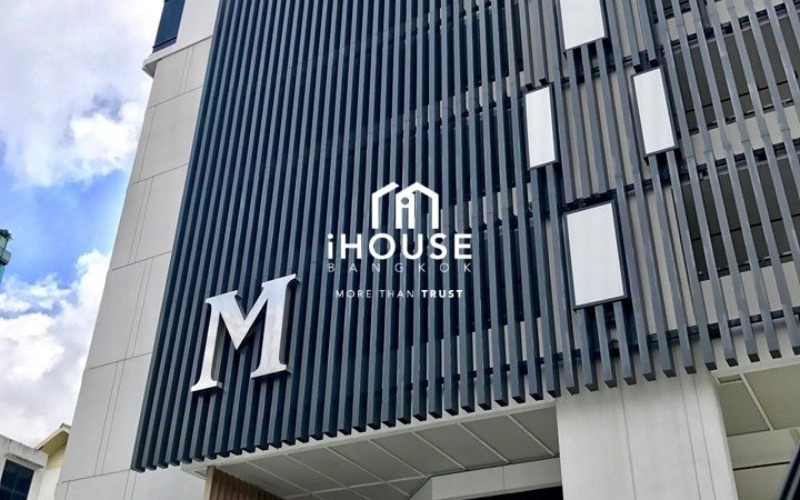 M Thonglor 10