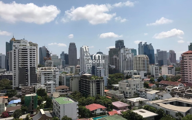 Omni Tower Sukhumvit Nana