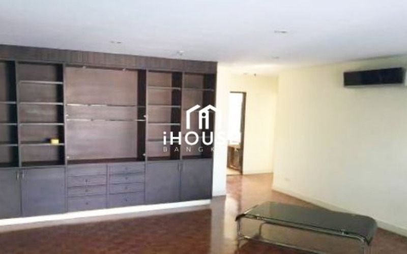 Sukhumvit Suite