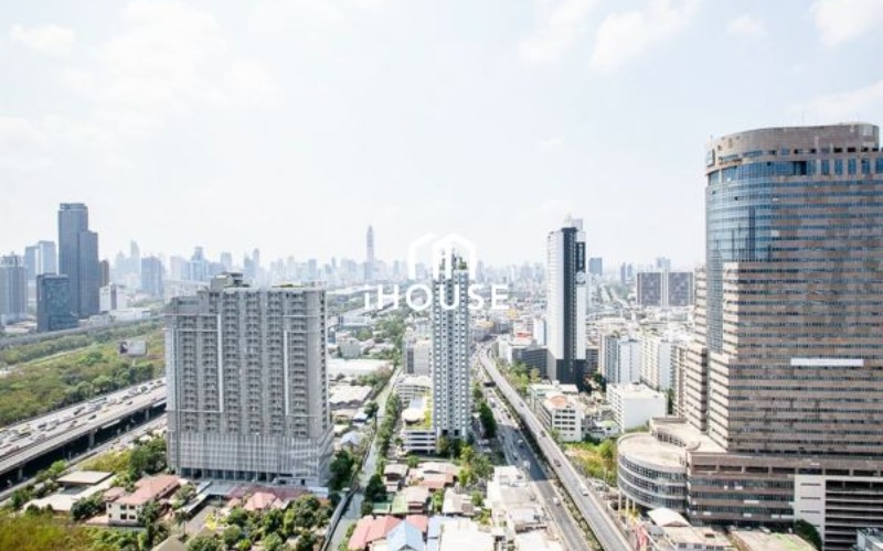 The Line Asoke - Ratchada