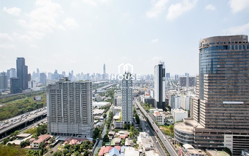 The Line Asoke - Ratchada