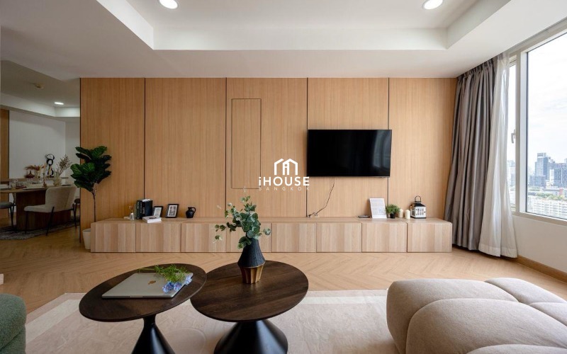 Hampton Thonglor 10