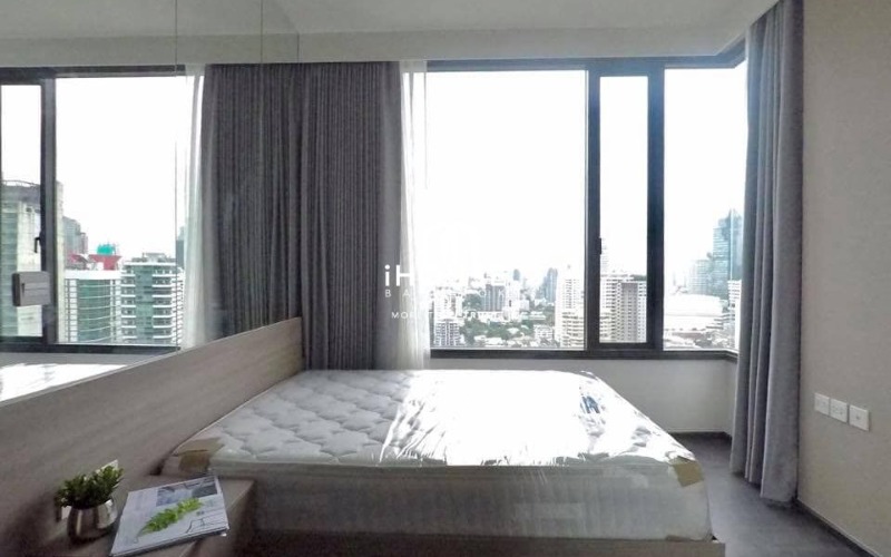 Edge Sukhumvit 23